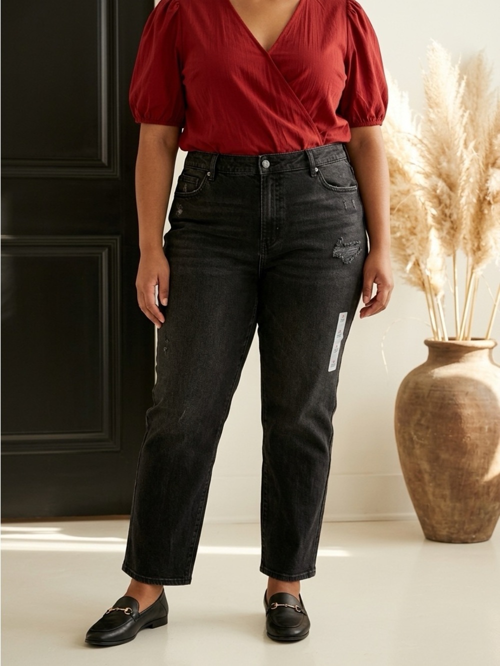 Plus High-Rise Black Ankle Jeans — Classic Slim Crop